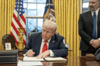 Trump retira tarifa de 40% de café, carnes, frutas e outros produtos do Brasil; leia a lista