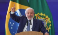 Lula envia a Motta projeto para elevar teto do MEI para R$ 140 mil