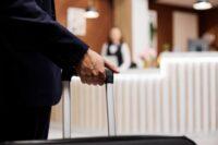 A vedação ao crédito nas operações de hotelaria e sua incompatibilidade com a Constituição