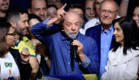 Na imagem, Lula comemora sua reeleição, em São Paulo – Foto: Paulo Pinto via Agência Brasil